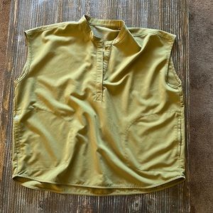 Women’s FIGS Oversized Scrub Top and Joggers SET